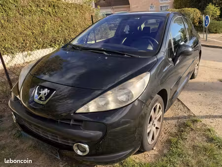 Peugeot 207 1.6 HDi 90