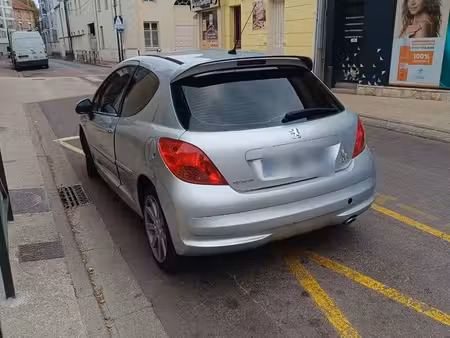 Peugeot 207 1.6 HDi 110