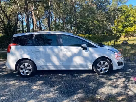 Peugeot 5008 2.0 HDi 150