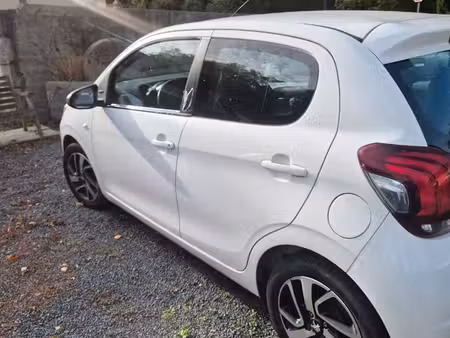 Peugeot 108 1.2 82