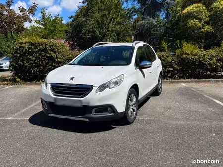 Peugeot 2008 1.6 VTi 120 Allure