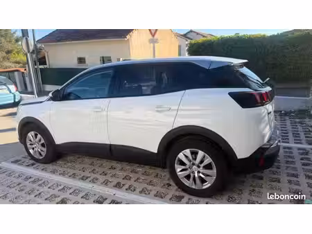 Peugeot 3008 1.5 HDi 130