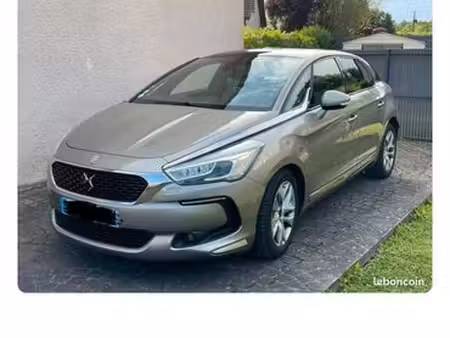 DS 5 2.0 HDi 180