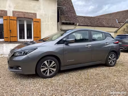 Nissan Leaf 150