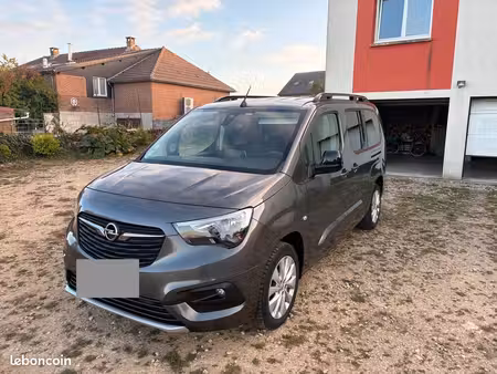 Opel Combo 1.5 130 Elegance