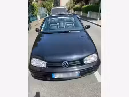 Volkswagen Golf 1.6 100 Carat