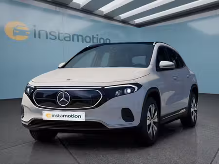 Mercedes-Benz EQA 300 228 AMG Line 4Matic