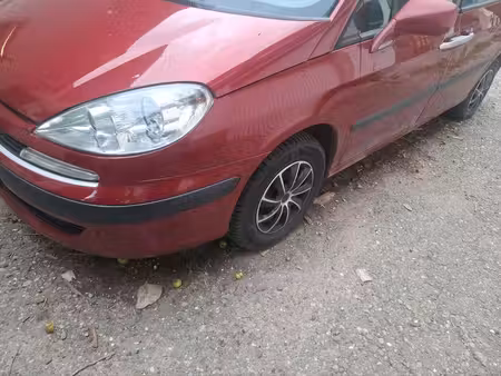 Peugeot 807 2.0 140