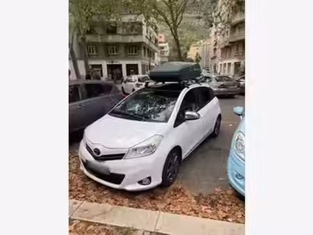 Toyota Yaris 1.4 90 Dynamic