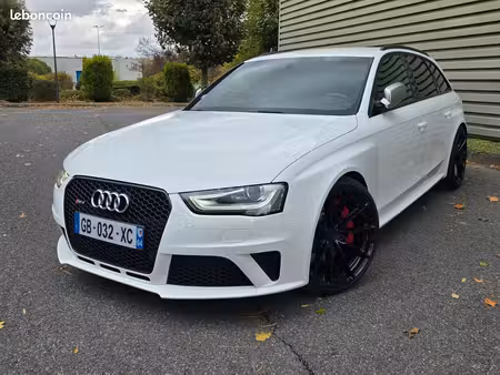 Audi A4 RS4 V8 4.2 450 quattro