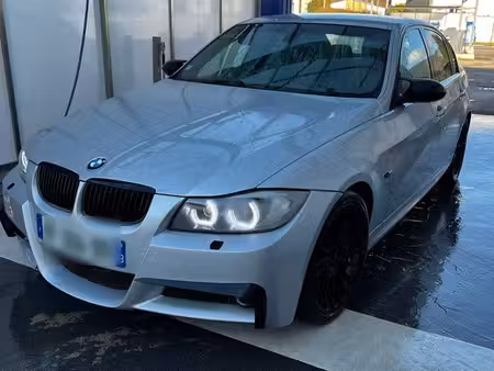 BMW Série 3 325i 218