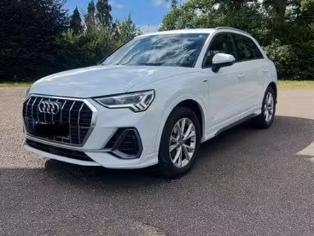 Audi Q3 35 TFSI TFSI 150 S line