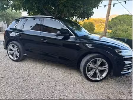 Audi Q5 2.0 TDI 190 S line quattro