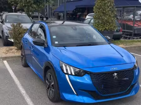 Peugeot 208 136 GT
