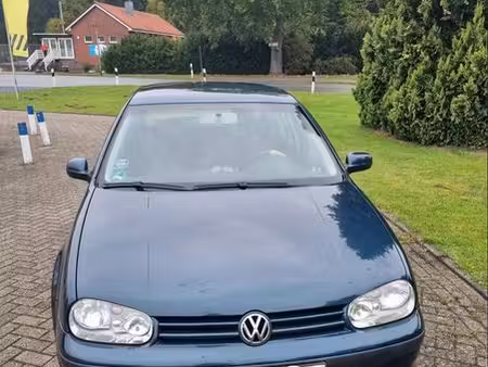 Volkswagen Golf 1.6 105 Base