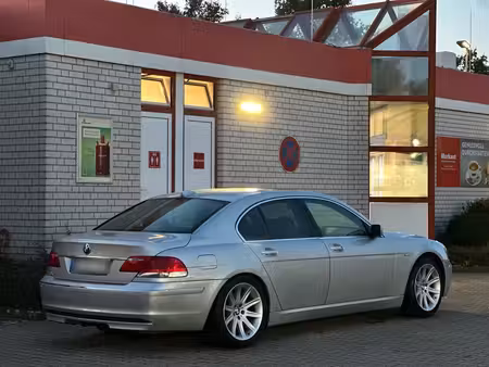 BMW Série 7 740i 4.0 306