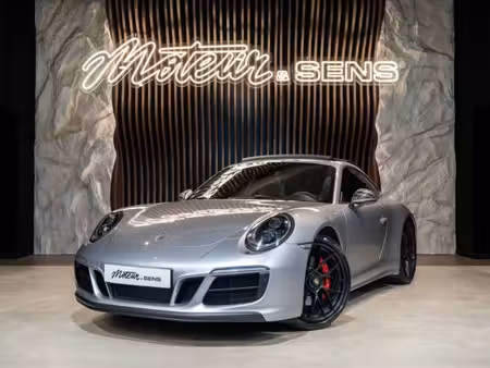 Porsche 911 Carrera 4 GTS 3.0