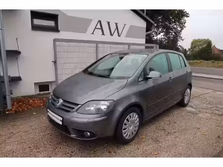 Volkswagen Golf 1.6 75