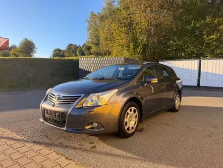 Toyota Avensis 1.6 132 Life