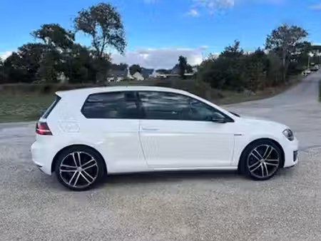 Volkswagen Golf GTD 2.0 TDI 184