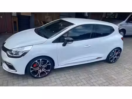 Renault Clio RS Trophy 1.6 T 220