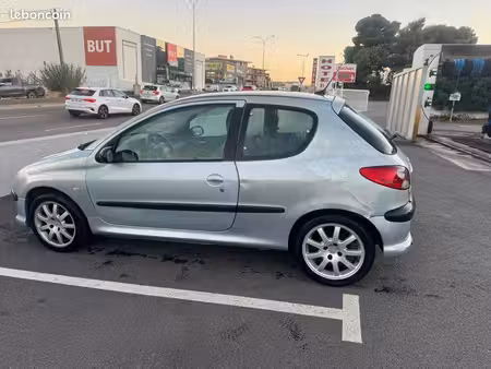 Peugeot 206 2.0 90