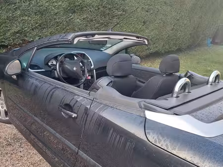 Peugeot 207 CC 1.6 VTi 120