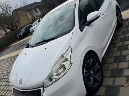 Peugeot 208 1.4 HDi 68