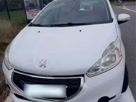 Peugeot 208 1.6 THP 208