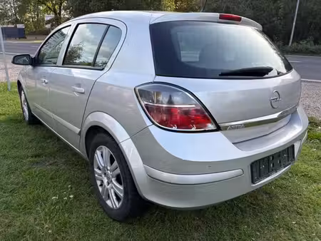 Opel Astra 1.6 115 Edition