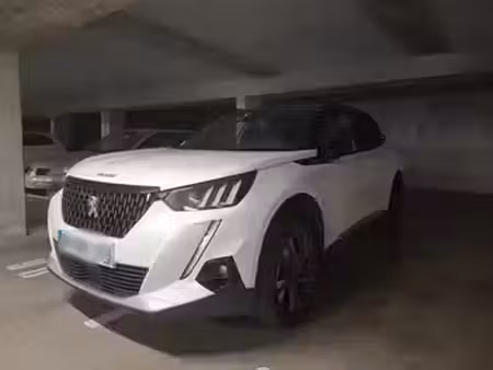 Peugeot 2008 1.2 PureTech 130 GT