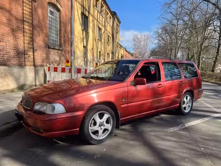 Volvo V70 2.4 144