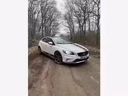 Volvo V40 T2 1.6 EcoBoost 120 R Design