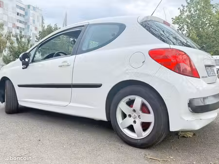 Peugeot 207 1.4 HDi 70