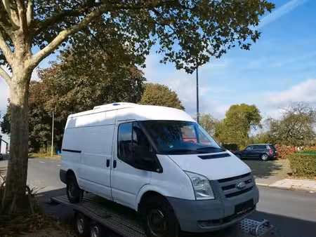 Ford Transit 2.4 TDCi 101