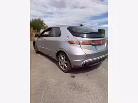 Honda Civic 2.2 TDI 140 Confort