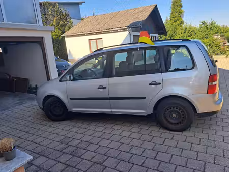 Volkswagen Touran 1.6 FSI