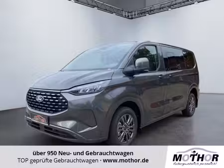 Ford Transit 2.5 232 Titanium