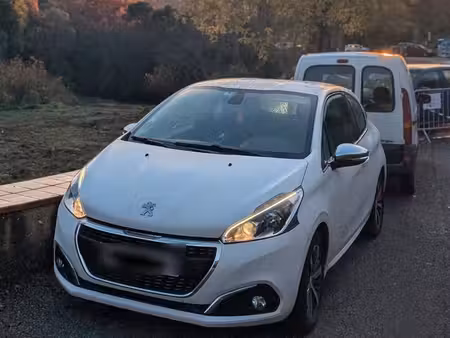 Peugeot 208 1.6 THP 208