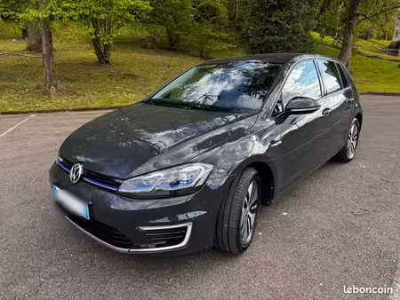 Volkswagen Golf 136