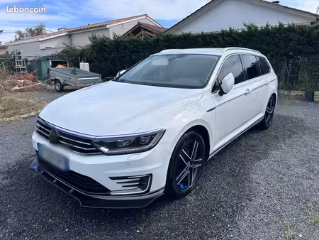Volkswagen Passat 1.4 TSI 156