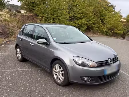 Volkswagen Golf 1.6 TDI 105