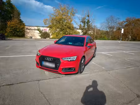 Audi A4 2.0 TFSI 252 S line quattro