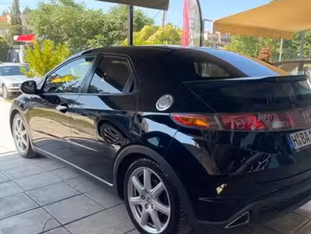 Honda Civic 1.8 140 Confort