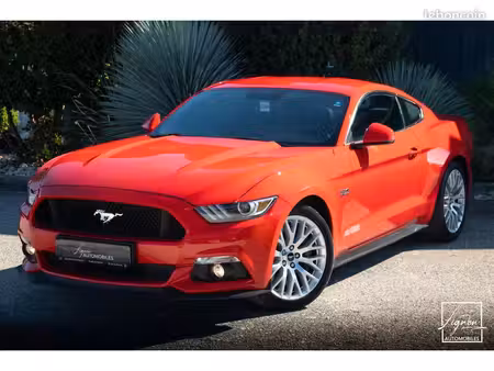 Ford Mustang Fastback V8 5.0 421