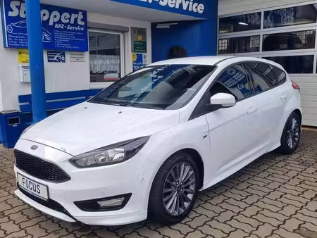 Ford Focus 1.0 EcoBoost 125 ST Line