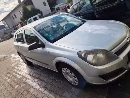 Opel Astra 1.4 90