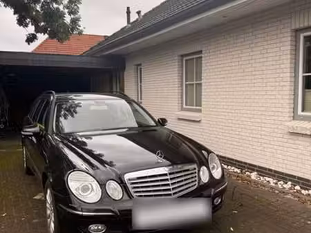 Mercedes-Benz Classe E E 200 Elegance