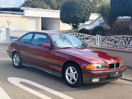 BMW Série 3 325i 2.5 192