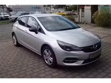 Opel Astra 1.2 131